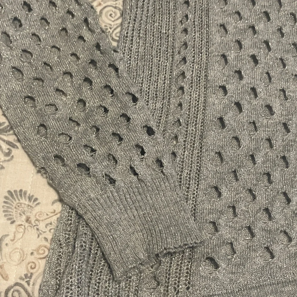 Rock & Republic gray shiny knit sweater - Picture 5 of 7